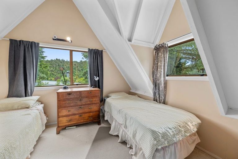 Photo of property in 8 Ronald Road, Lake Tarawera, Rotorua, 3076