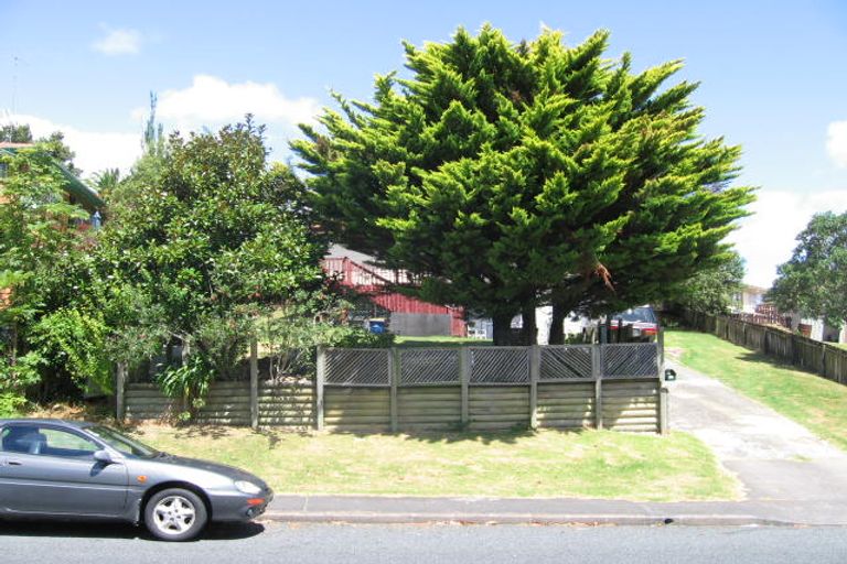 Photo of property in 67 Spinella Drive, Bayview, Auckland, 0629