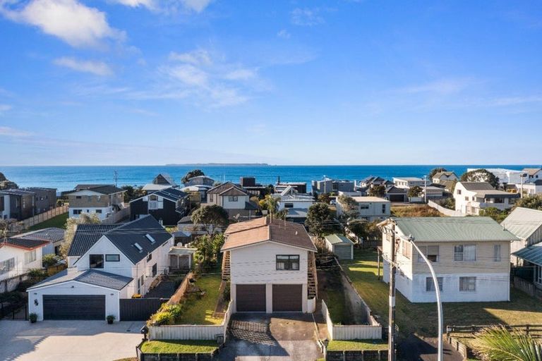 Photo of property in 1283 Papamoa Beach Road, Papamoa Beach, Papamoa, 3118