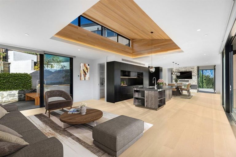 Photo of property in 1/3 Kerry Drive, Queenstown, 9300