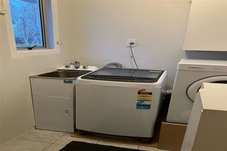 Photo of property in 14 Cross Street, Milton, 9220