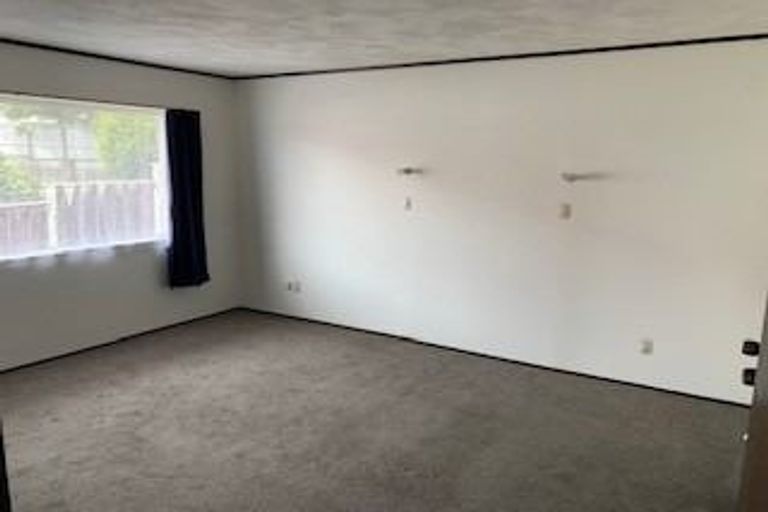 Photo of property in 2/139a Mokoia Road, Birkenhead, Auckland, 0626