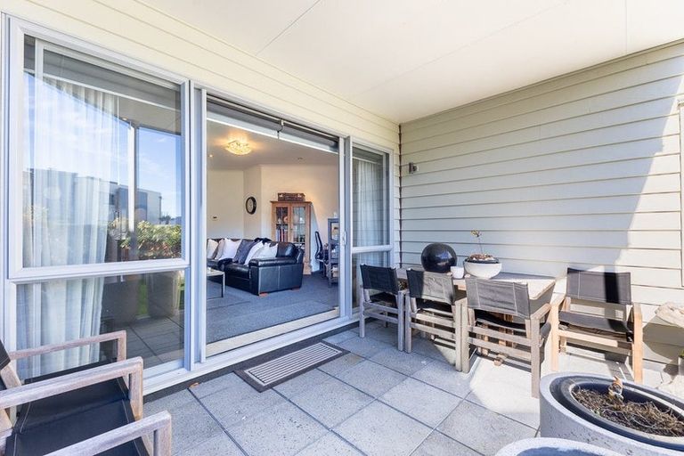 Photo of property in 10/4u Seaview Road, Paraparaumu Beach, Paraparaumu, 5032
