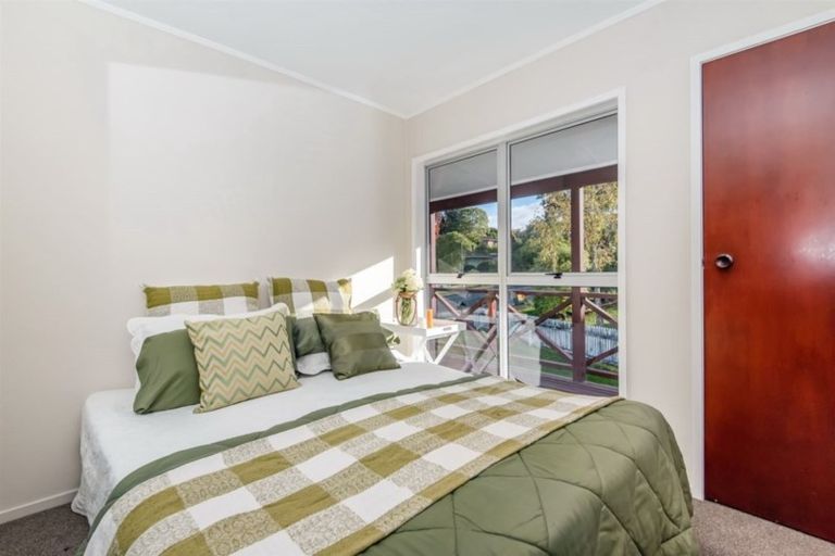 Photo of property in 81 John Downs Drive, Browns Bay, Auckland, 0630