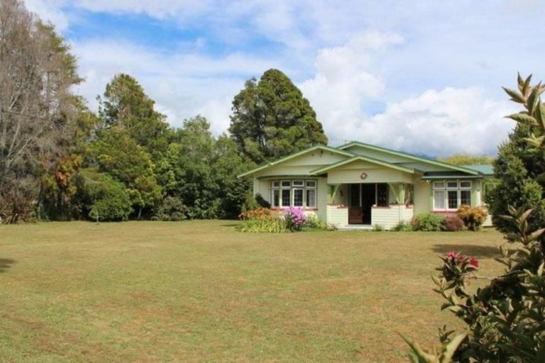 Photo of property in 188 Hamama Road, Takaka, 7183