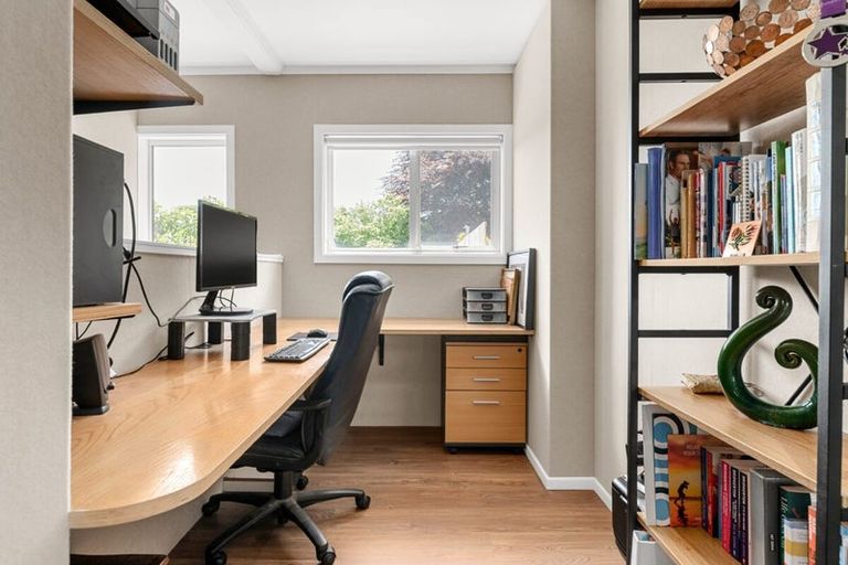 Photo of property in 118b Sandwich Road, St Andrews, Hamilton, 3200