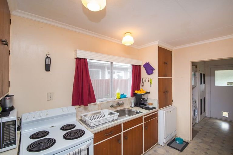 Photo of property in 11 Slacks Road, Awapuni, Palmerston North, 4412