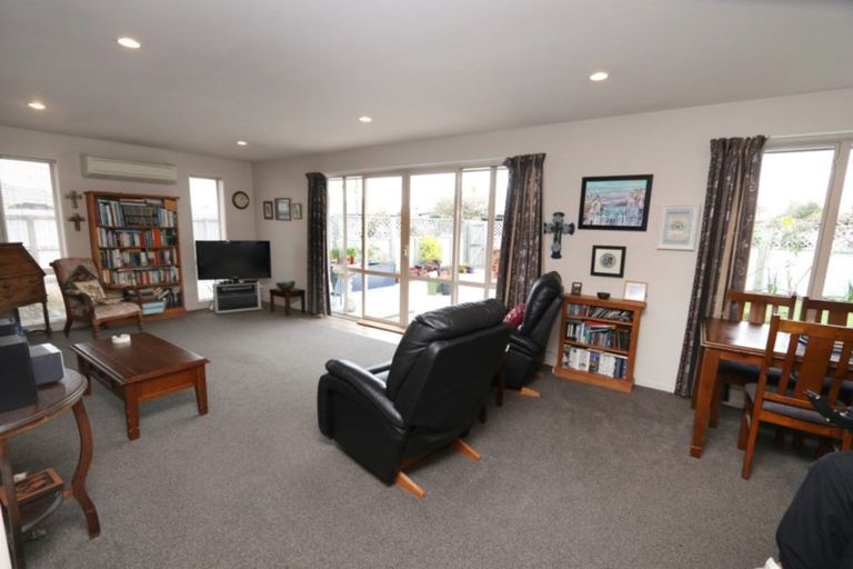 Photo of property in 131 Mcmurdo Street, Tinwald, Ashburton, 7700