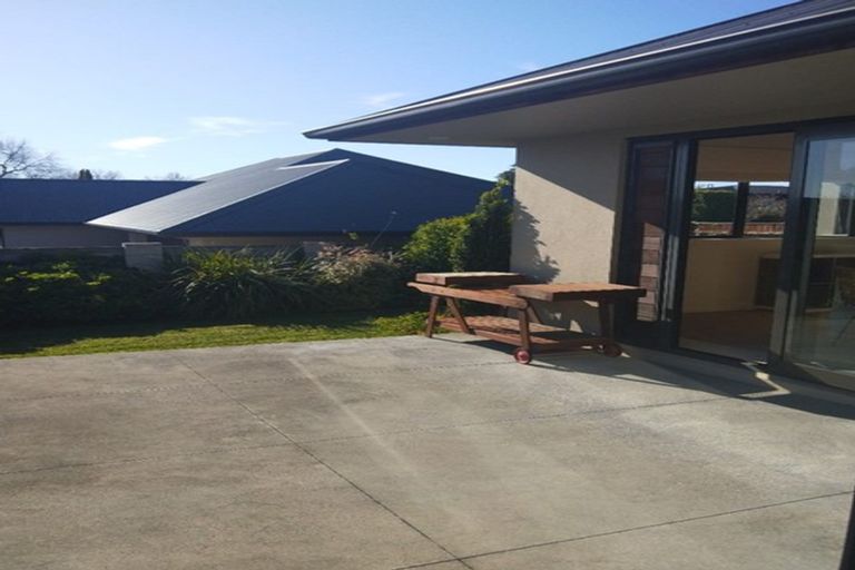 Photo of property in 9d Gillean Street, Havelock North, 4130