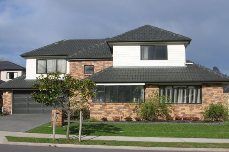 Photo of property in 21 Coachman Drive, Flat Bush, Auckland, 2016