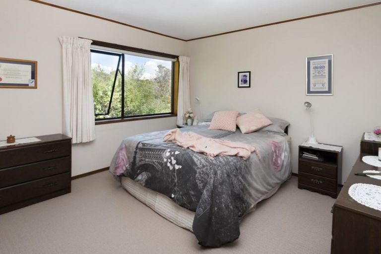 Photo of property in 15 Jade Avenue, Pakuranga Heights, Auckland, 2010