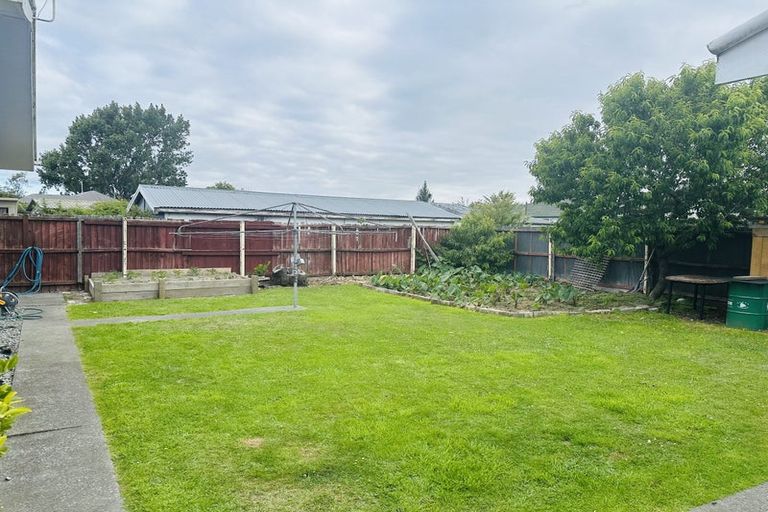 Photo of property in 7 Glenora Place, Hornby, Christchurch, 8042