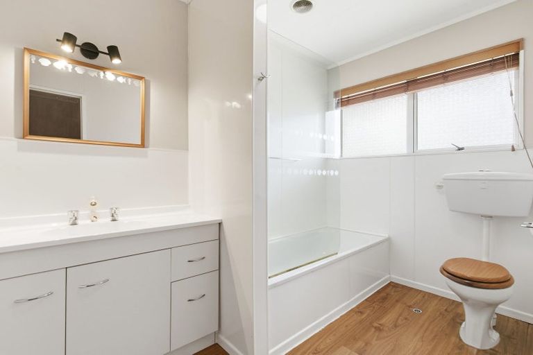 Photo of property in 2 Thurso Grove, Papakowhai, Porirua, 5024