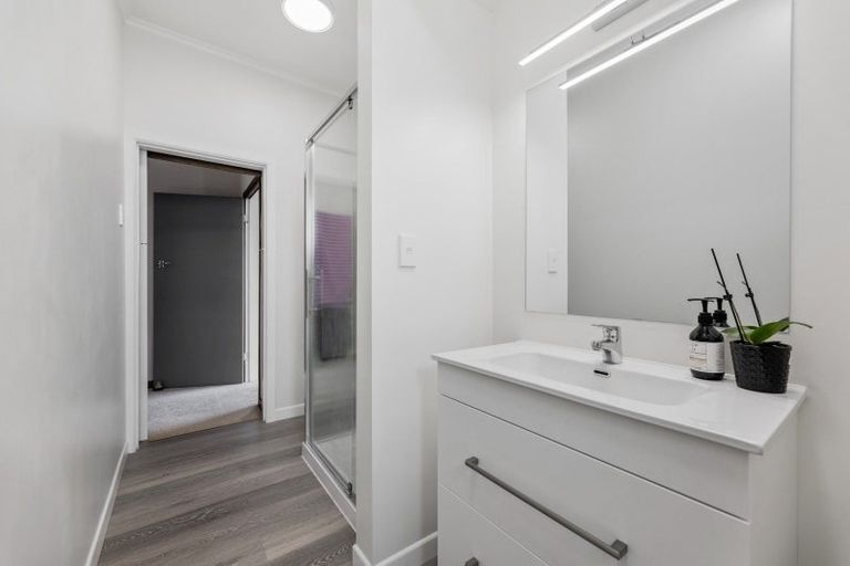 Photo of property in 28 Station Street, Tirau, 3410