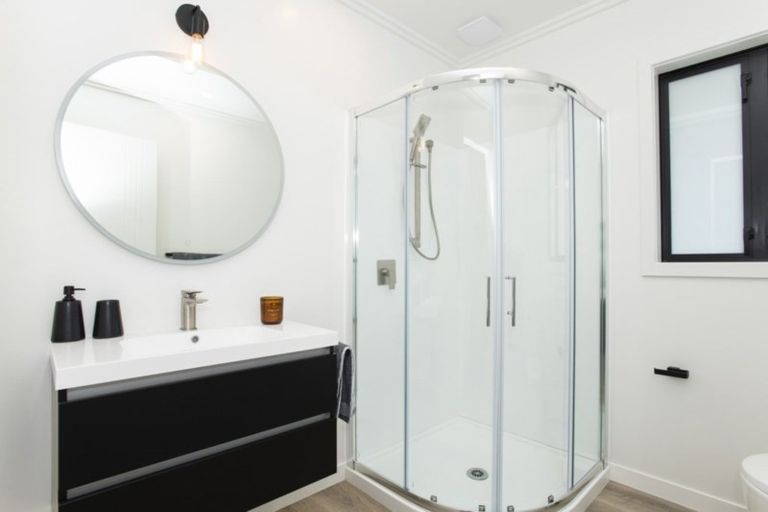 Photo of property in 82 Scarlys Way, Okitu, Gisborne, 4010