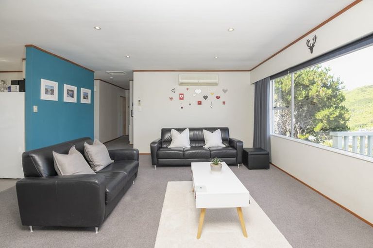 Photo of property in 24 Rossport Street, Johnsonville, Wellington, 6037