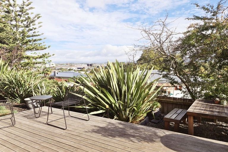 Photo of property in 5/28 Mahoe Street, Melville, Hamilton, 3206