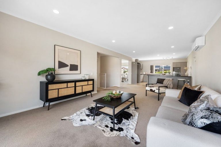 Photo of property in 231 Jeffs Road, Flat Bush, Auckland, 2016