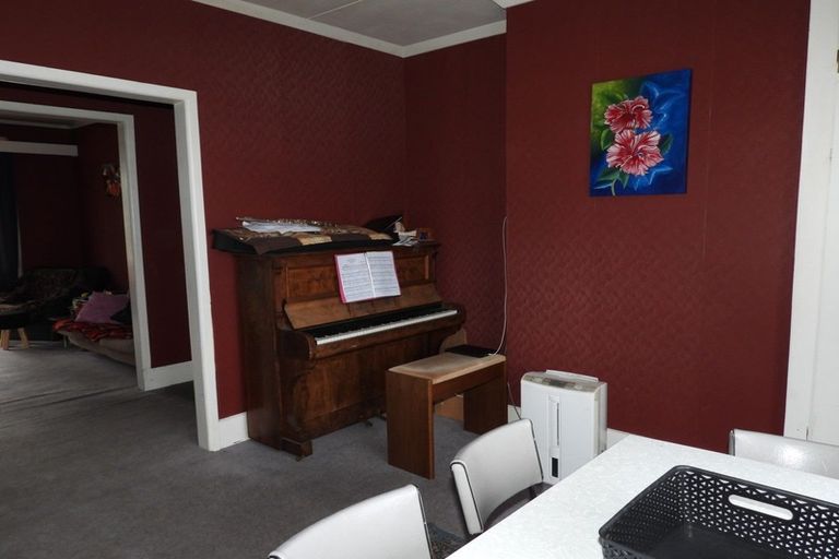 Photo of property in 29 Wharfe Street, South Hill, Oamaru, 9400