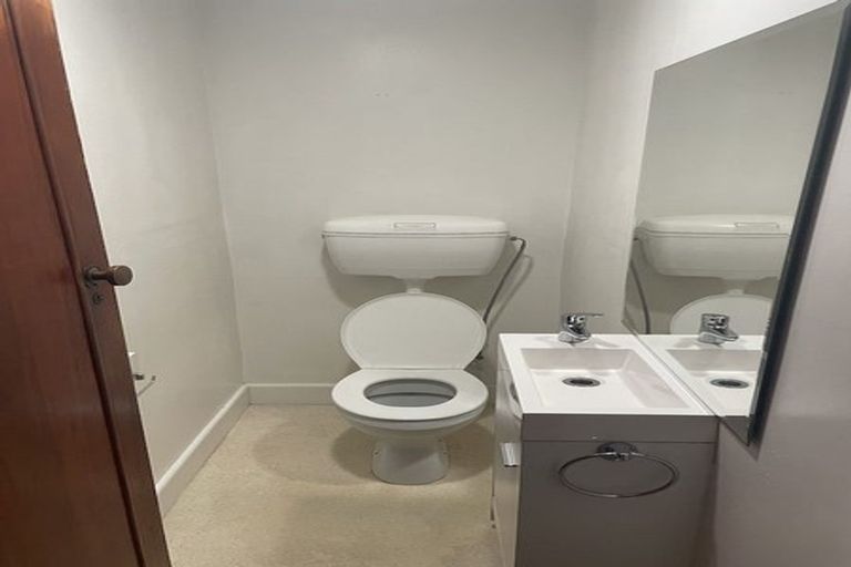 Photo of property in 86b Dyers Pass Road, Cashmere, Christchurch, 8022