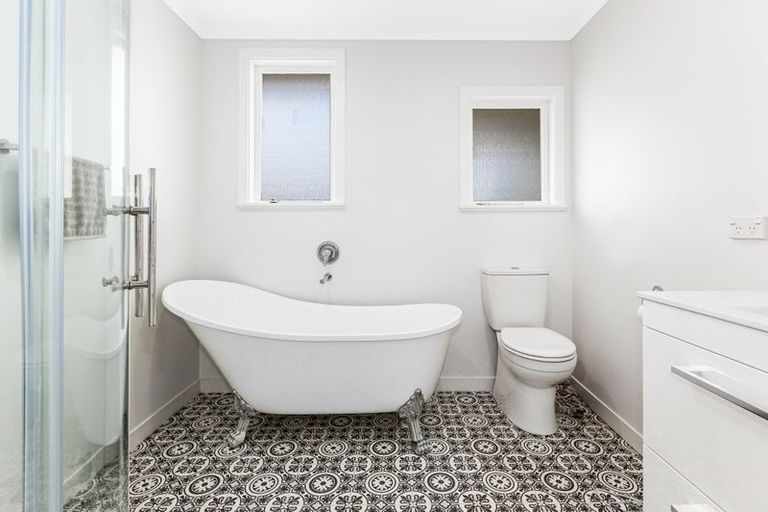 Photo of property in 110 Te Pene Avenue, Titahi Bay, Porirua, 5022