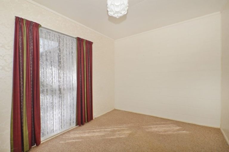 Photo of property in 35 Western Hills Drive, Kensington, Whangarei, 0112