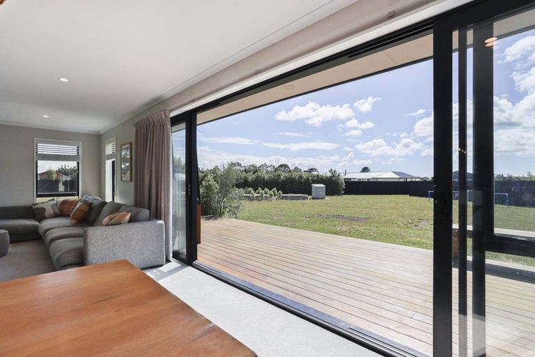 Photo of property in 14 Braeburn Crescent, Swannanoa, Kaiapoi, 7692