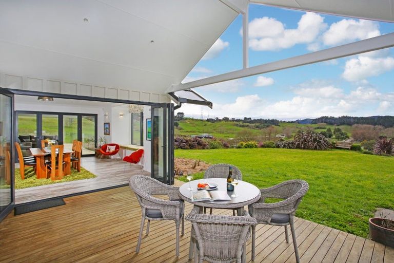 Photo of property in 2428 Hunua Road, Hunua, Papakura, 2583