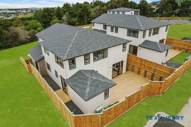 Photo of property in 8 Kakau Lane, Flat Bush, Auckland, 2019