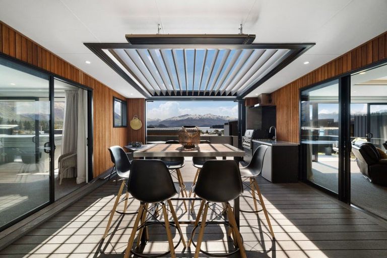 Photo of property in 14 Primary Lane, Wanaka, 9305