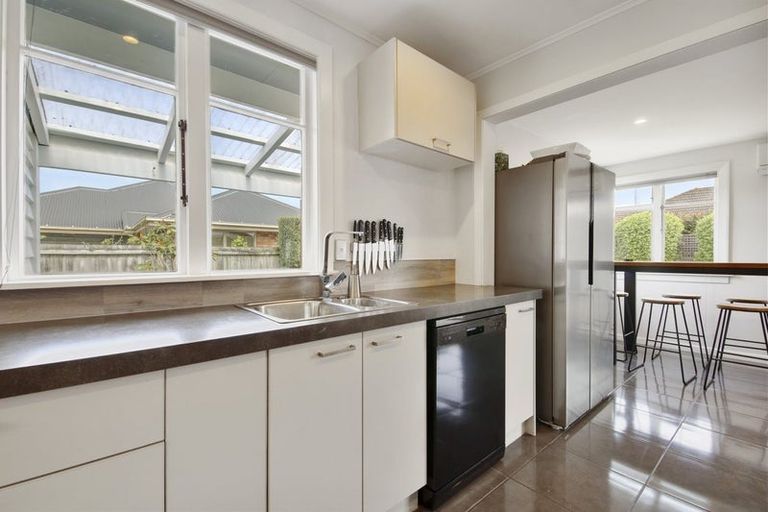 Photo of property in 51 Sugden Street, Spreydon, Christchurch, 8024