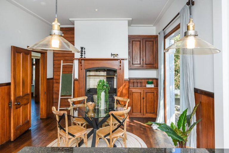 Photo of property in 17 Millar Street, Terrace End, Palmerston North, 4410