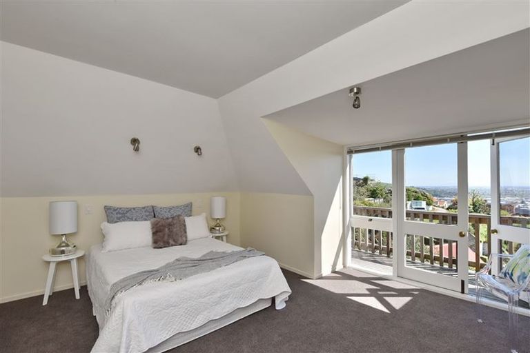 Photo of property in 241 Cannon Hill Crescent, Mount Pleasant, Christchurch, 8081