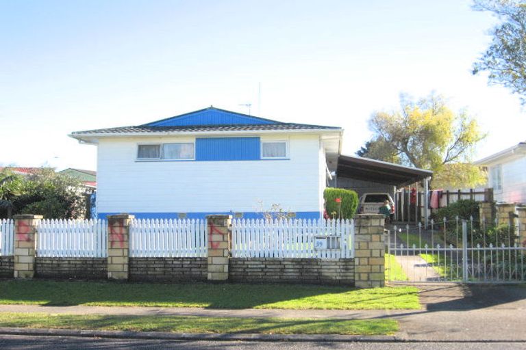 Photo of property in 39 Innismara Avenue, Wattle Downs, Auckland, 2103