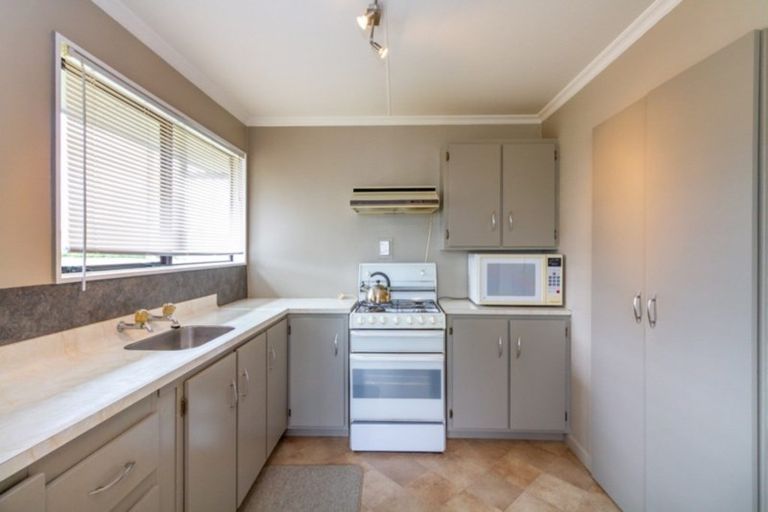 Photo of property in 5 Cemetery Road, Sanson, 4817