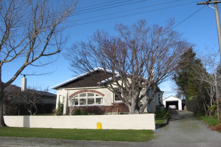 Photo of property in 11 Home Street, Winton, 9720