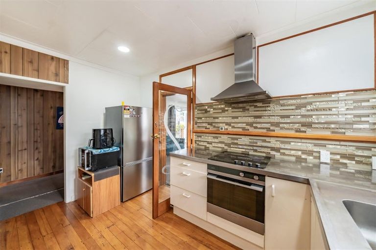 Photo of property in 54 Routley Crescent, Elderslea, Upper Hutt, 5018