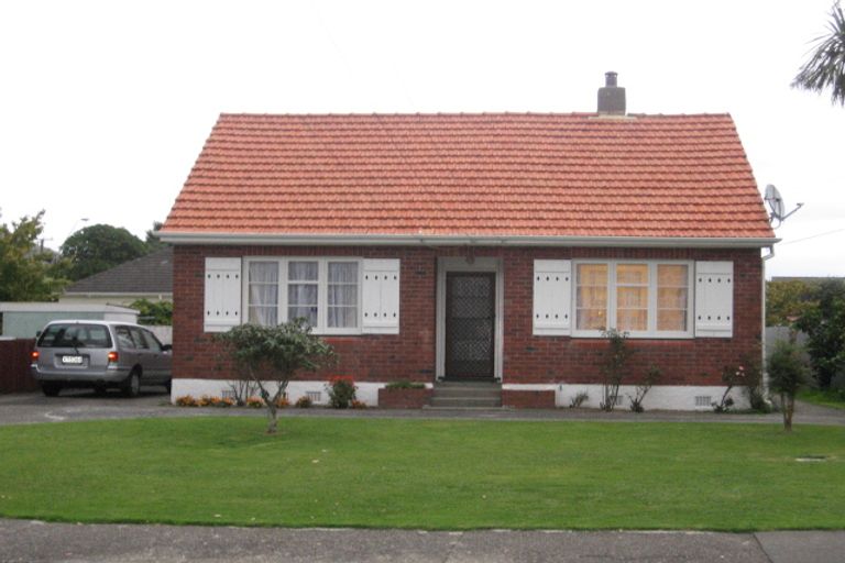 Photo of property in 52 Thornycroft Avenue, Epuni, Lower Hutt, 5011