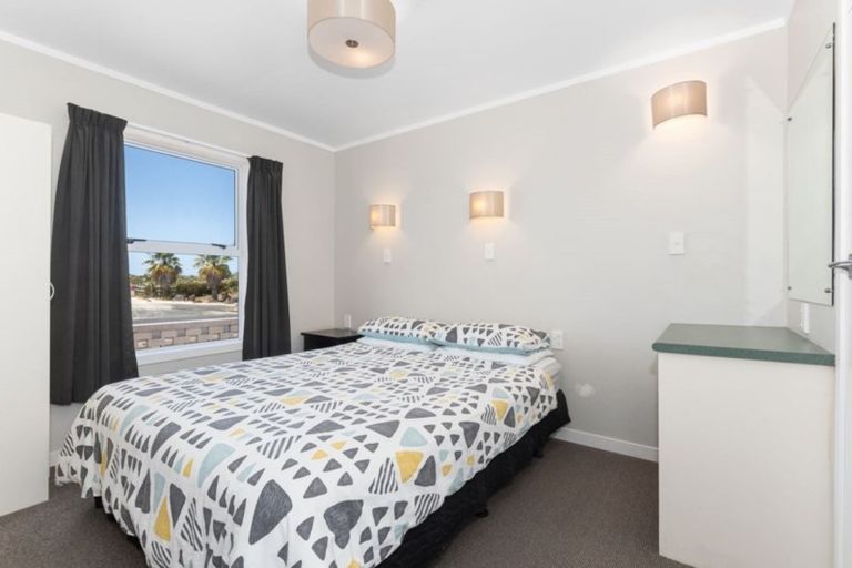 Photo of property in 82 Bream Bay Drive, Ruakaka, 0116