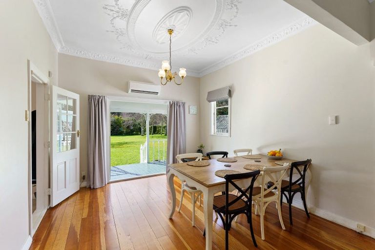Photo of property in 12 County Road, Otaki, 5512