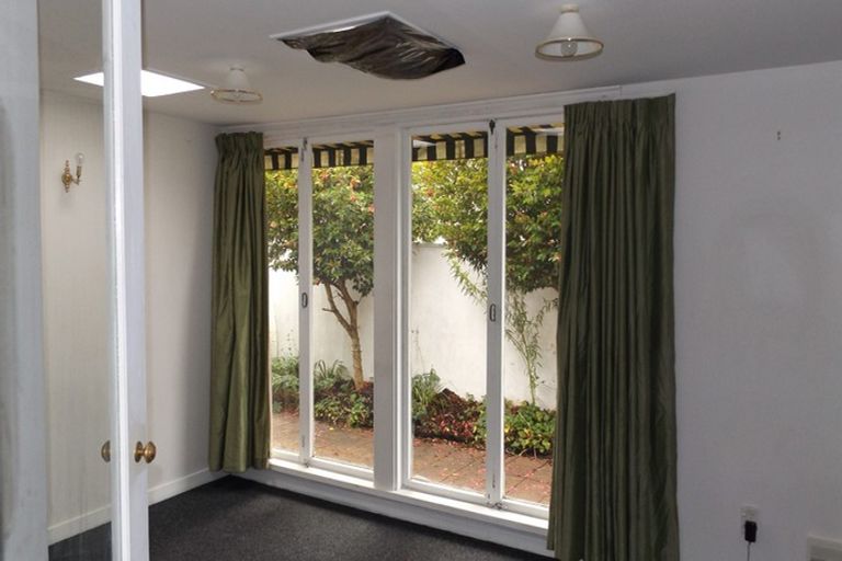 Photo of property in 11a Poynder Avenue, Merivale, Christchurch, 8014