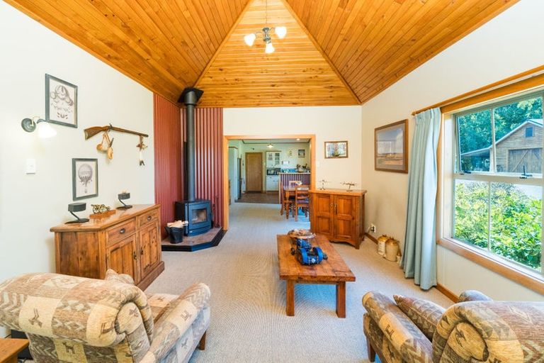 Photo of property in 414 Waitohi Road, Rongotea, Palmerston North, 4476