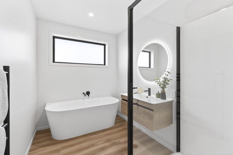 Photo of property in 8 Buttercup Street, Wanaka, 9382