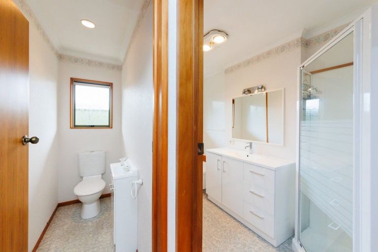 Photo of property in 9 Edgecombe Court, Roslyn, Palmerston North, 4414