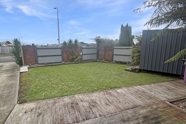 Photo of property in 10 Kebbell Avenue, Levin, 5510