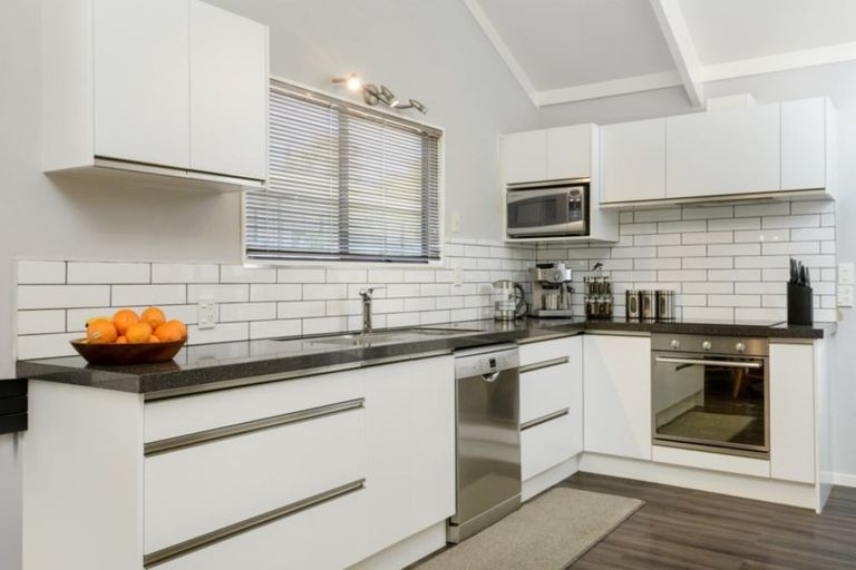 Photo of property in 49 Westwood Street, Bellevue, Tauranga, 3110