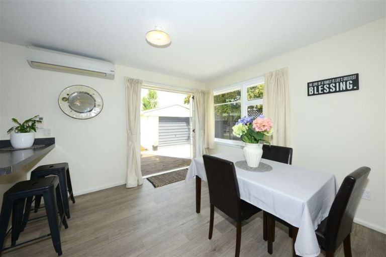 Photo of property in 96 Bickerton Street, Wainoni, Christchurch, 8061