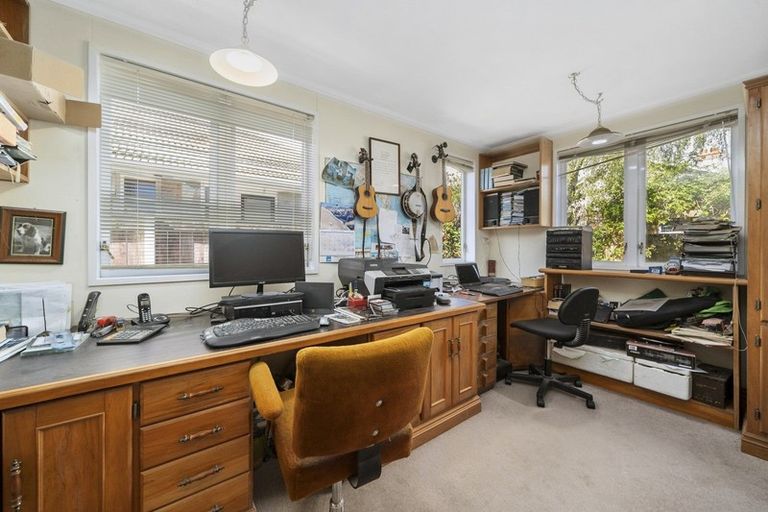 Photo of property in 48 Hautana Street, Woburn, Lower Hutt, 5010