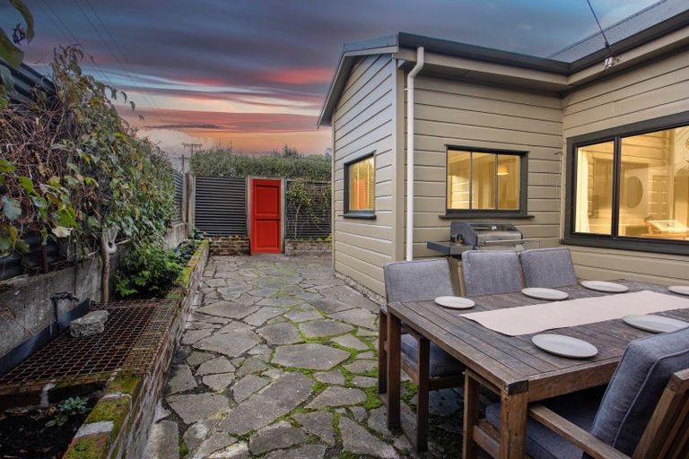 Photo of property in 45 Waverley Street, Waipawa, 4210