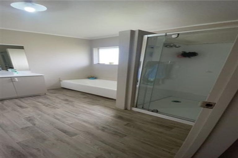 Photo of property in 28/24 Eastglen Road, Glen Eden, Auckland, 0602